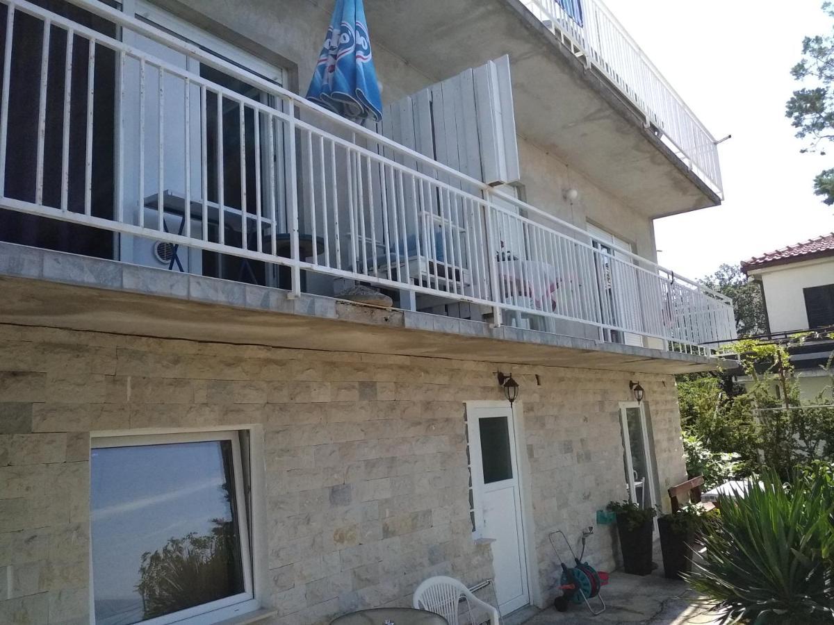 App Zeljka, 200M Beach Novi Vinodolski Kültér fotó
