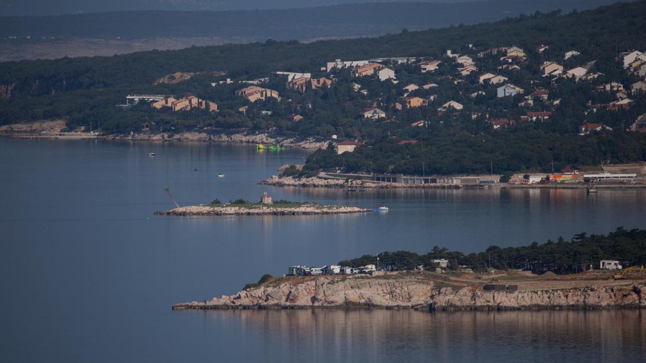 App Zeljka, 200M Beach Novi Vinodolski Kültér fotó